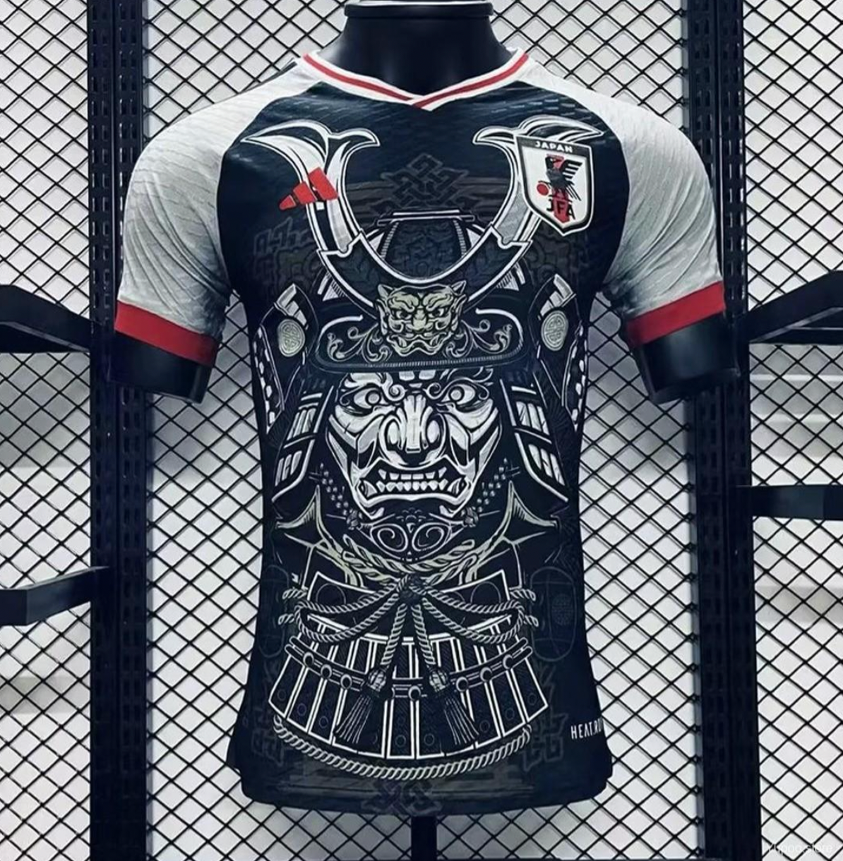 JAPAN BLACK CONCEPT KIT 2024