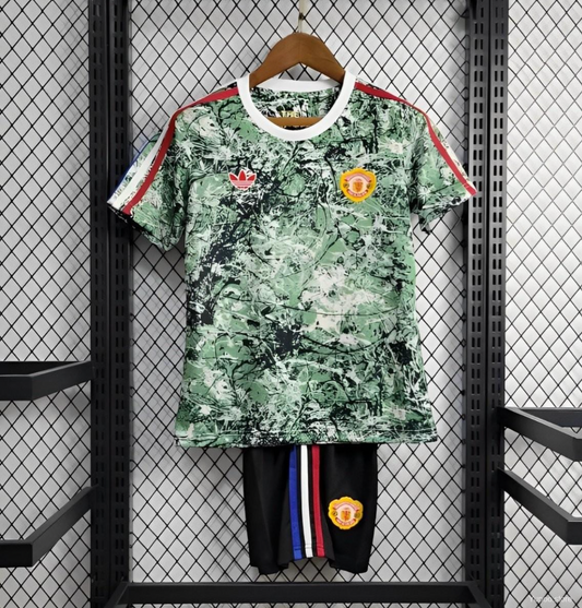 KIDS MANCHESTER UNITED F.C X STONE ROSES ICON JERSEY 24/25