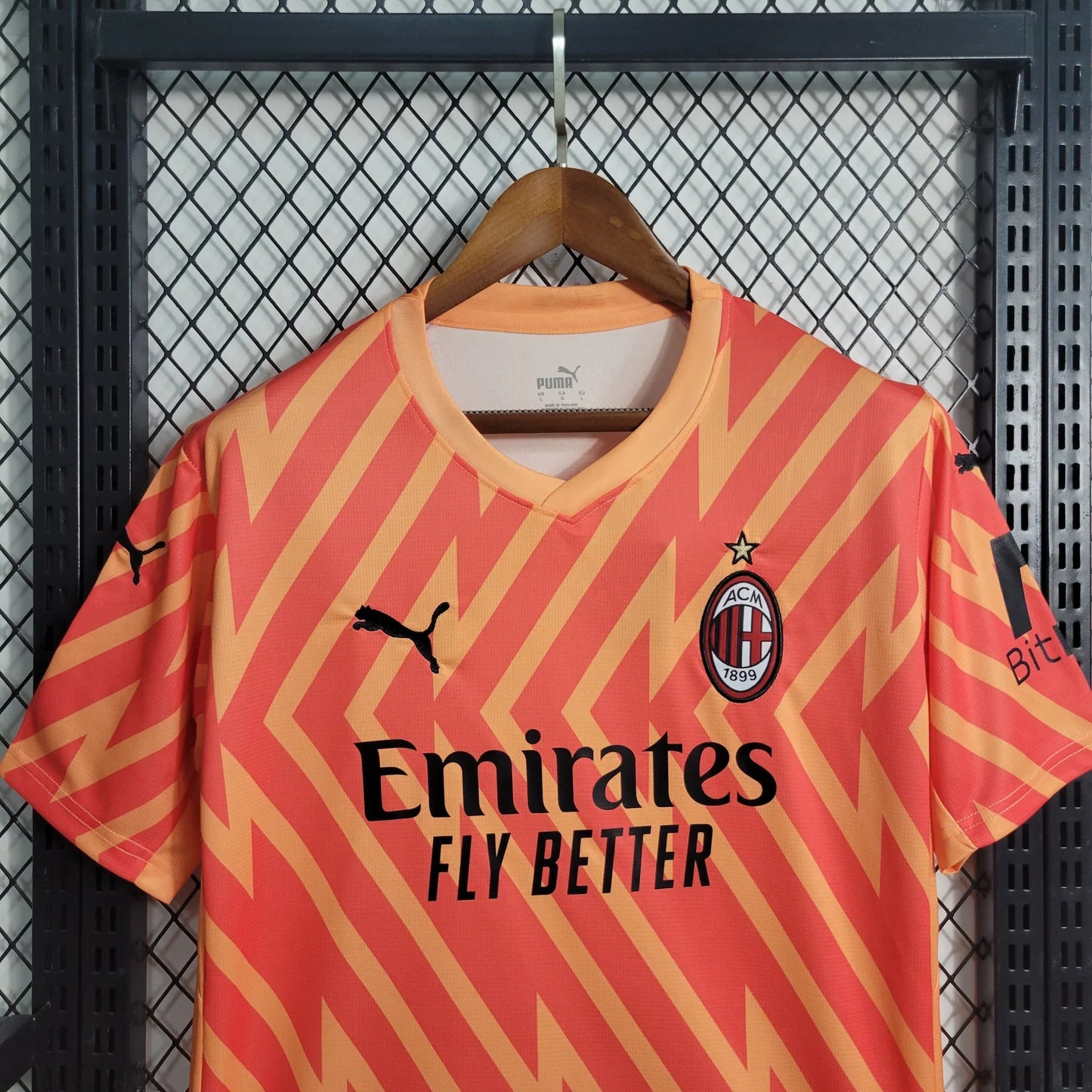 AC MILAN 23/24 GOALKEEPER KIT