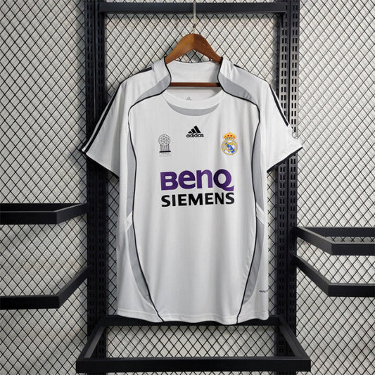 REAL MADRID 2005/06 RETRO HOME KIT