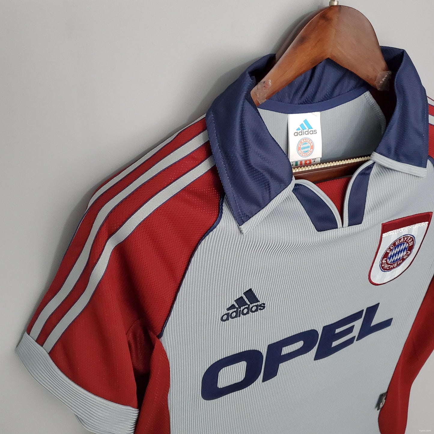 BAYERN MUNICH 98 AWAY RETRO KIT