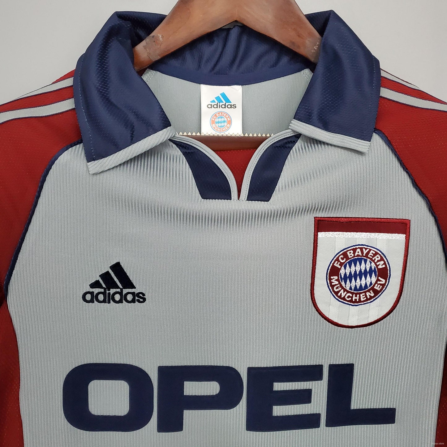 BAYERN MUNICH 98 AWAY RETRO KIT